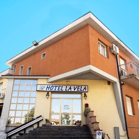 Hotel La Vela Castelnuovo Rangone エクステリア 写真