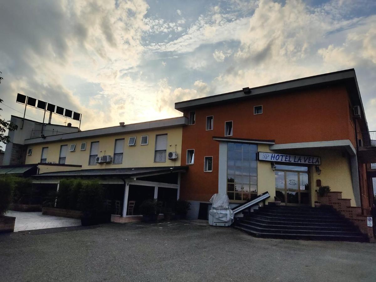 Hotel La Vela Castelnuovo Rangone エクステリア 写真