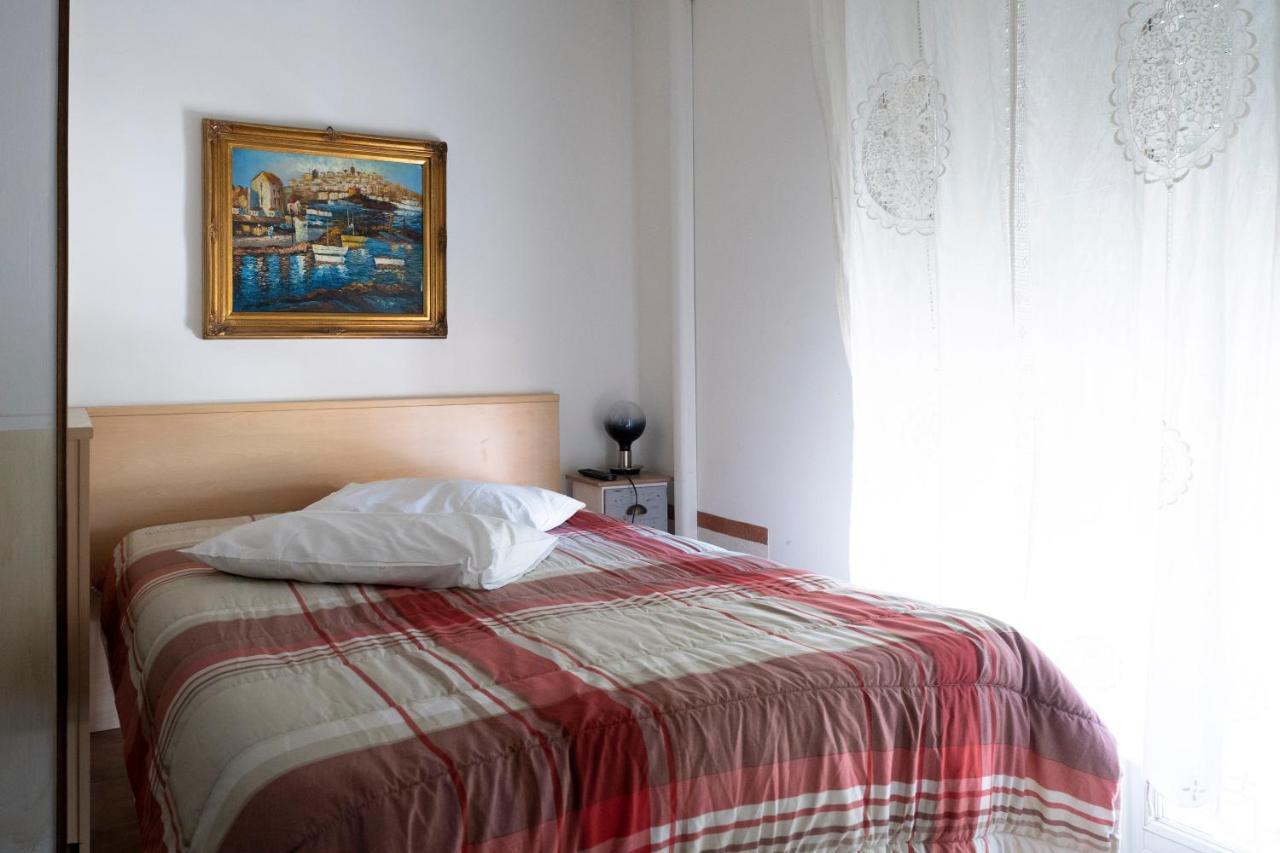 Hotel La Vela Castelnuovo Rangone エクステリア 写真